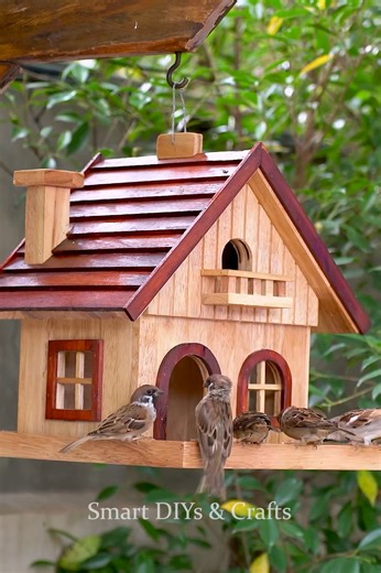 Next-Level DIY Bird House & Feeder — So Satisfying to Watch #DIYBirdHouse #BirdFeeder #WoodworkingDIY #BackyardProject #MadeInUSA | Smart DIYs & Crafts