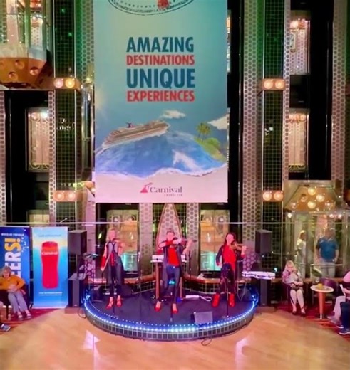 Carnival Splendor Lobby #travel #shorts Subscribe! 嘉年華輝煌號大堂! #旅遊 歡迎訂閱！