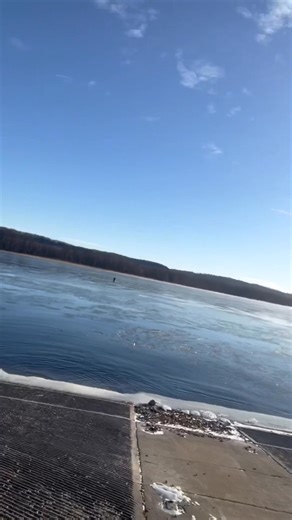 An open water report for the holidays? Here it is get that boat out!!!!! Open 6-5 everyday this holiday week 6-3 on sundays. #outdoors *12/19/25 Open Water River Report Guttenberg, IA* Please share and follow our reports! Part 2 | Murray's Outdoor Store