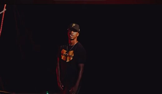 Axel Merryl #ToutlaHaut toujours disponible 🔥 https://youtube.com/watch?v=jHOak29sJoE&si=TMu8jKGM-pCiaTxN | Smarty