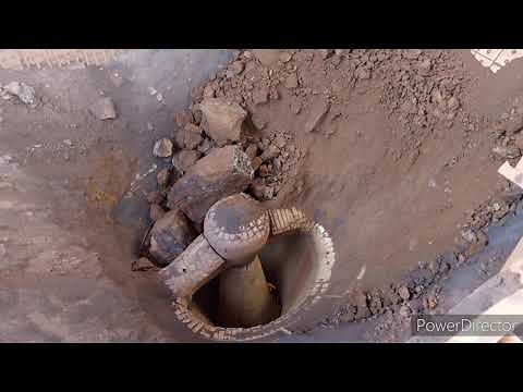 Hard iron ore crushing, by KOBELCO GYRATORY CONE CRUSHER with continous BOULDER JAMMING