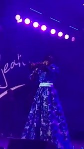 525K views · 10K reactions | THEE Lauryn Hill at #EssenceFest! And imagine we’re just getting started…. #ESSENCE | Essence Festival | Facebook