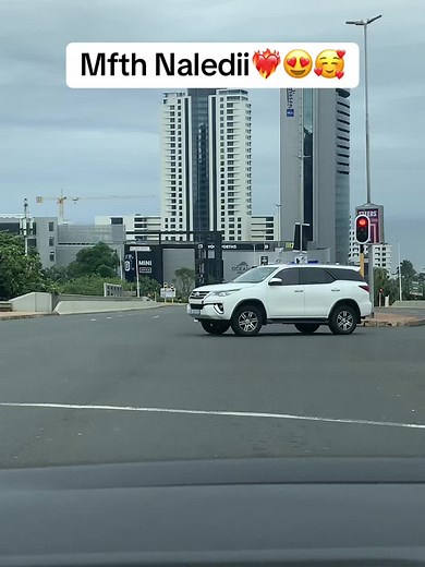 Naledi Aphiwe's New Song 'Lilili' and Dance Challenge