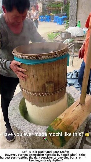 Hand‑Pounded Glutinous Rice Cake – Traditional Mochi Making! 🍚🔨