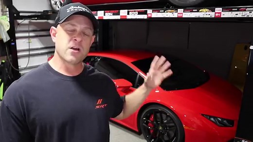 2019 Acura NSX vs Lamborghini Huracan LP610-4 1/4 Mile Drag Racing