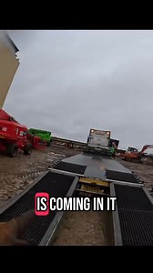 Truck driver nearly stuck in building side. #truck #trucking #trucks | Trucking Uk