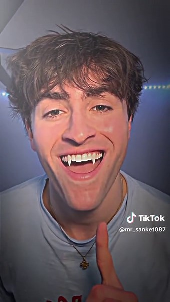 Real Vampire Encounter Caught on Camera