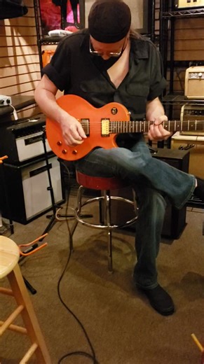 Erik Gustafson demo of the Beano Boost Jext Telez on the 1952 Webster-Chicago 166-1A wire recorder amp, with . 2 6V6, 10". | Toms-Amps.com