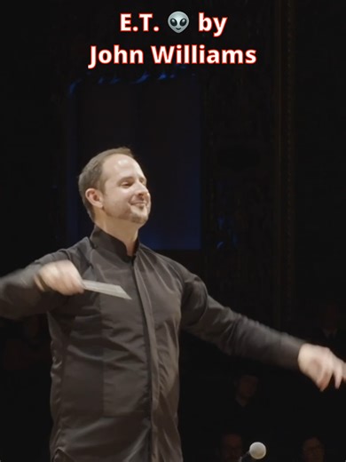 Discover the Leadership in John Williams' Conducting