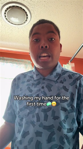 Washing my hand for the first time🧼😁 #hand #firsttime #fyp | handwash