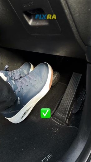 How to check if your brakes are good yourself🚗 #foru #automobile #explore #hack