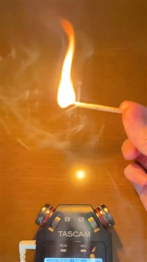 【ASMR】寒い冬に癒されるマッチの音｜❄️🔥Cozy Match Sounds【音フェチ】#asmr #shorts #音フェチ #match #癒し