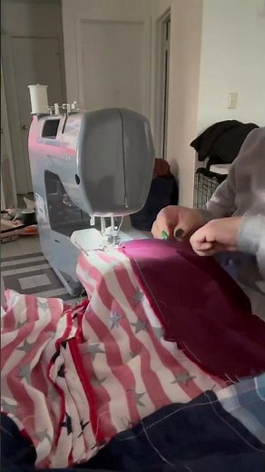 Quilt top is done! Time to attach the batting and back !!! #kingquilt #quilting