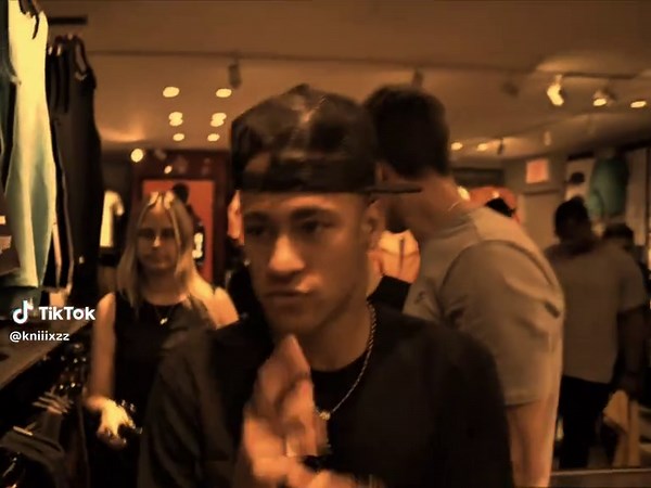 Quando Eu Toco Guitarra: A Magia Musical com Neymar