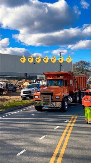 Best looking Mack r model in town 🤘