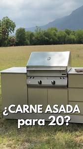 ¿Siempre te falta espacio cuando haces carne asada? Con este Grillbox cocinas para 20 personas sin andar sacando y metiendo cortes. ✅ Diferentes zonas de calor ✅ Espacio para cortes, guarniciones y quesadillas ✅ ¡Barra móvil con áreas laterales, cajones y puertas de almacenaje! Así ya no andas batallando con espacio ni utensilios, y lo mejor: te va a durar toda la vida. Dale clic al link de nuestro perfil y encuentra el que mejor va contigo #Grillbox #CarnitaAsada#Asador #TipsDeAsador #Parriller