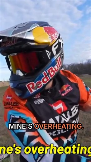 #SnowmobileFail #Overheating #EpicFail Off-roading snowmobiles in no snow? What could go wrong? 🔥 Watch as things get a little too hot!