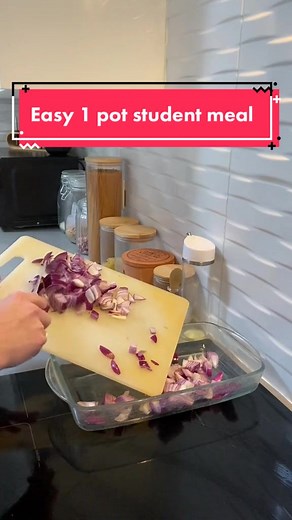 Easy One-Pot Student Meal Recipe by Jamie Oliver