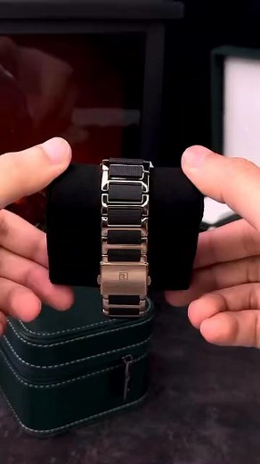 Elevate your style with our Reward Vip Ultimate watch!  Get a FREE bracelet and enjoy pay on delivery, fast shipping, and a 30-day satisfaction guarantee. Get it here: https://zarnics.com/reward/ | Zarnic Stores | Facebook