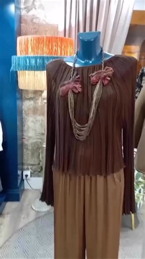 Classic Complementos on Reels