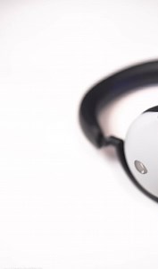 ALIENWARE外星人走在时尚前端的外设鼠标型号AW720M键盘型号AW510K耳机型号AW920H拥有了这三款外设你就是时尚达人喜欢的抓紧私…