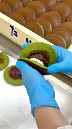 【一番茶のみを使った抹茶のどら焼き】 #お菓子のたいよう #和菓子 #japanesefood