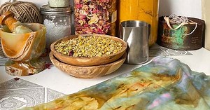 How to Tie-Dye Your Clothes With Food You Probably Already Have In Your Kitchen