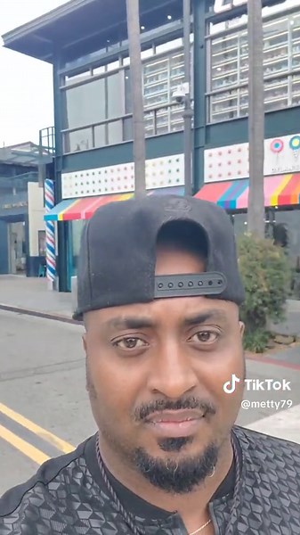 Bumble Bee (@matty6.0)’s videos with original sound - Bumble Bee