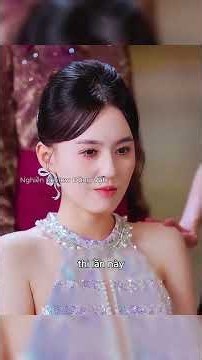 Cô gái đã giành chiến thắng trong cuộc thi vẽ tranh chỉ với một xô nước.