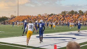 26K views · 63 reactions | Matt Ponatoski threw a 19-yard touchdown to Matt Fogler to tie Moeller's career passing touchdown record. Follow along for live updates: https://tinyurl.com/mr2z45ck | Enquirer - Cincinnati and Kentucky | Facebook