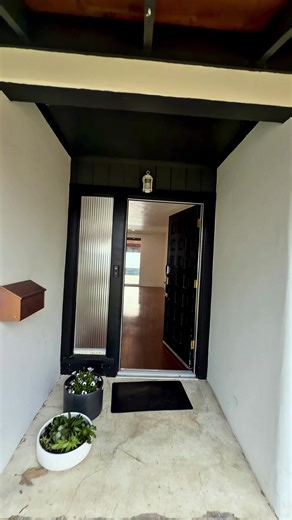 Beautiful Upgraded Visalia Home with Pool and Spa