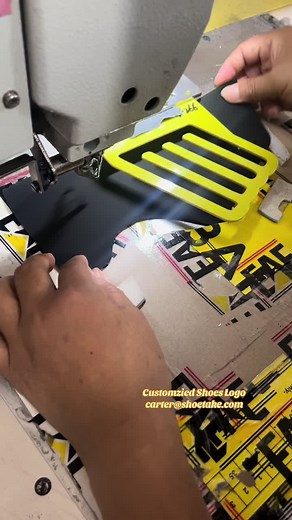 Customized various of shoes logos. Make all the shoes carefully. Enjoy it. 😎😊🤝 #shoemaker #shoesupplier #shoevendor #shoefactory #customshoes #customizedshoes #sportshoes #shoesewing #shoeupper #calzado #sneakers #zapatillas