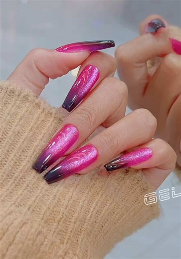 Tree plum colour cat's eye nail art 💅 gradient tutorial 😍😍😍#nails #nailtutorials #cateyenails #rednails #dottingnailart