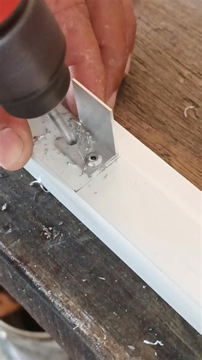 install spigots for hollow pole connections #installspigots #hollowpoleconnections #spigots #hollow #pole #connections #aplikatoralumunium #alumuniumworking #diyproject #project #reel #reelviral #videoviral #fbpro #diy #fyp @sorotan | Sofyan