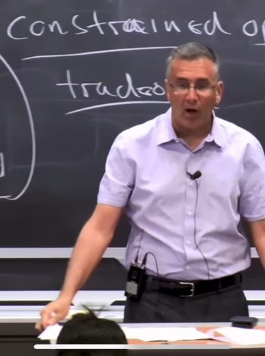 Dal the goat #CapCut #economics #economicsalevel #alevels2023 #god #econplusdal #alevels #dal #foryoupage #revision