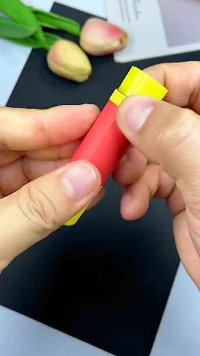 DIY Firecracker Tutorial with Paper Explosions