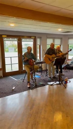 Thanks to everyone who came out to Inchinnan Community Association today....a good turnout and a fun crowd.....we played some 'unusual' requests today 😁.....and raised a few pounds for Children's Hospices Across Scotland Thanks again folks ♥️ | The Midgies Ceilidh Band