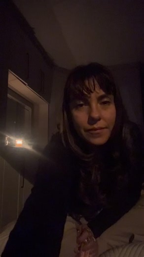 YAM chant to reconnect with your heart space - joint me for 1 minute to energise and open the heart chakra. 💚 chanting is a great way to meditate and heal your body with your own vocals simultaneously. Drop a comment if you would like a video on chants for the other 6 chakras and which one you feel drawn to most. Love and light, Jasmine 🪽 #mindfulness #chanting #chakras #reiki #coaching | Blooming Beings Coaching and Reiki healing