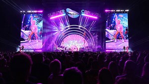 Pink announces concert in Des Moines as part of 2024 tour