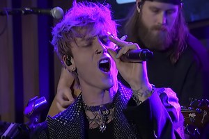 ​Machine Gun Kelly Covered System of a Down's "Aerials" and Hoo, Boy — It's Bad │ Exclaim!