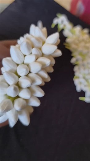 Subha's VDM_artistry on Instagram: "Handmade Jasmine Buds Hair Clip Making 🌼✨ Easy DIY | Perfect for Traditional Looks Watch till the end 🤍 DM for materials | Follow @subha_vdm_artistry"