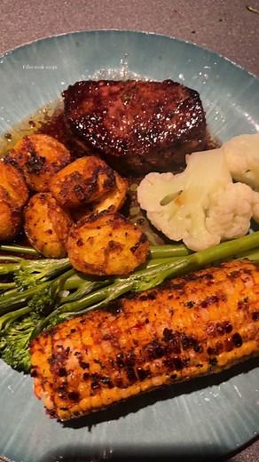 Delicious Fillet Steak Recipe with Red Wine Jus | Dinner Ideas