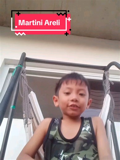 Martini Areli showing one of his talents - beatboxing (even if he is asthmatic) 😅 May this be the beginning of his dream of becoming rich 😂 #beatboxing