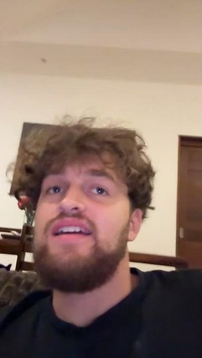 Girls are complicated 😂