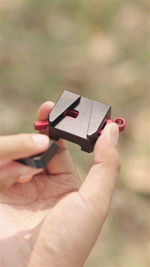 11K views · 267 reactions | Equip your gimbal with a V mount battery so you can focus on filming, not your battery life! Check it outhttps://shorturl.at/byCXY #neewer #vmount #battery #gimbal #djirs3pro #videography #filmmaking #contentcreator | Neewer | Facebook