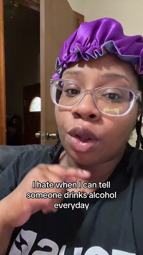 Signs of Alcoholism: How to Recognize a Regular Drinker