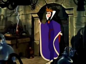 Evil Queen Transforms Into Old Hag - Snow White - Dub