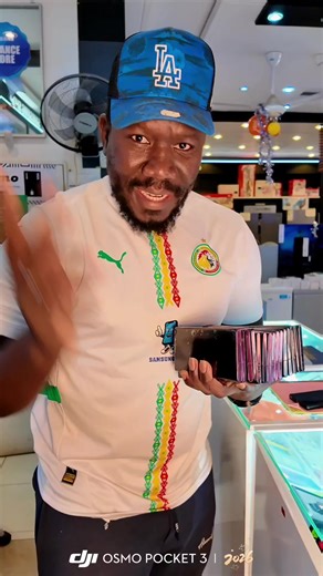 Samsung Galaxy S22 Ultra Opérateur sans fil Débloqué Système d’exploitation Android Technologie cellulaire 5G Capacité de stockage de la mémoire 256 go Technologie de connectivité Bluetooth, Wi-Fi, NFC Couleur Noir Taille de l’écran 6.8 Pouces Technologie réseau sans fil GSM, Wi-Fi #SerigneSamsung #samsungshop #samsung