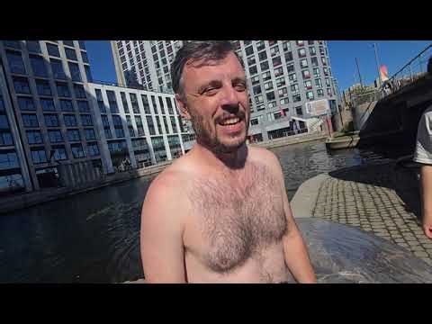 Balling in Peter Street Basin, 2025sep28, spinal rehab, core exercises in a SafetyBall (Mersivity)