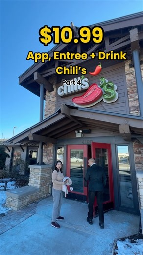 Shad Ahmed on Instagram: "Best Limited Time Food Deals Part 4: @chilis is offering their 3 For Me deal, where you can get an appetizer, entrée, and drink starting at just $10.99 🙌🏽 🍽 Appetizers: Chips & salsa, house salad, or a cup of baked potato soup. 🍔 Entrees: Crispy chicken sandwich, Big Smasher burger, or upgrade to classic sirloin or cajun shrimp pasta for just $5 more. 🍹 Drinks: Choose any fountain drink, lemonade, iced tea, or upgrade to a classic margarita for just $4 more. Can’t 